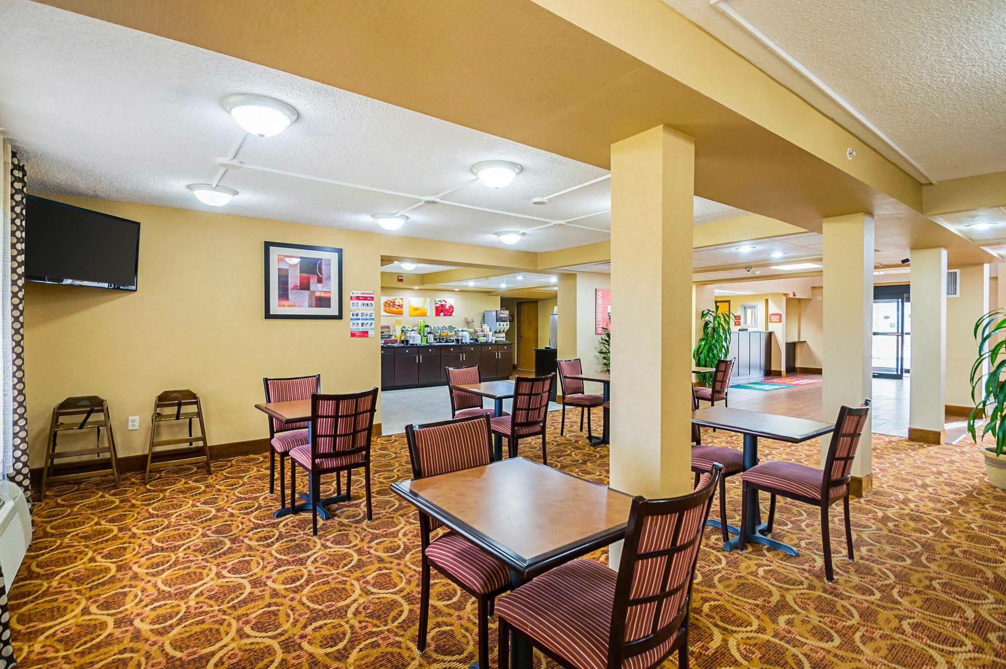 Econo Lodge Hagerstown I-81 Екстер'єр фото